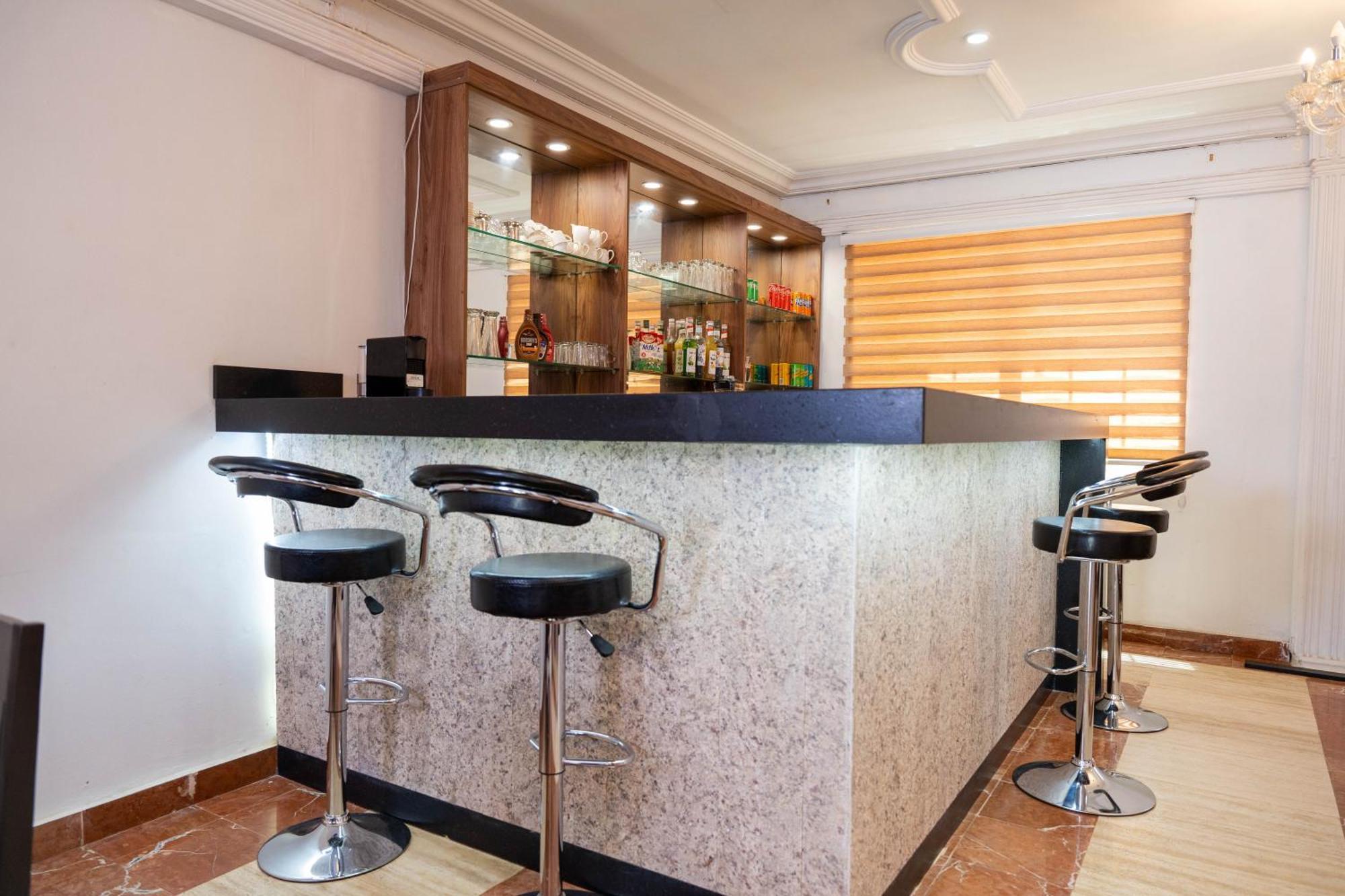 Adonai Hotel Tema Bagian luar foto